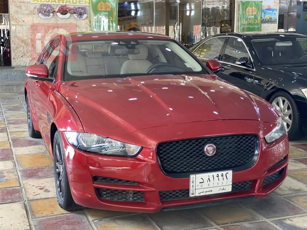 جاگوار XE